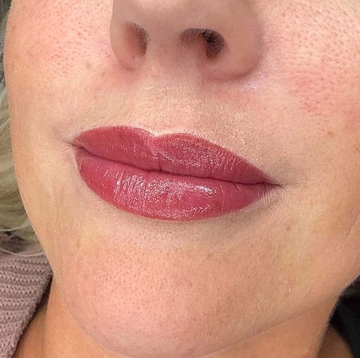 Lip blush